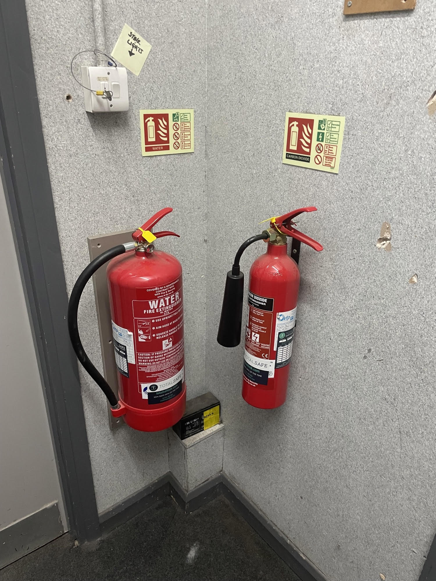 fire extinguisher servicing chelmsford