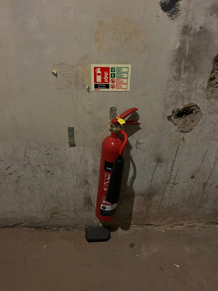 Fire Extinguisher Supply Queensgate Total Safe Uk 9110