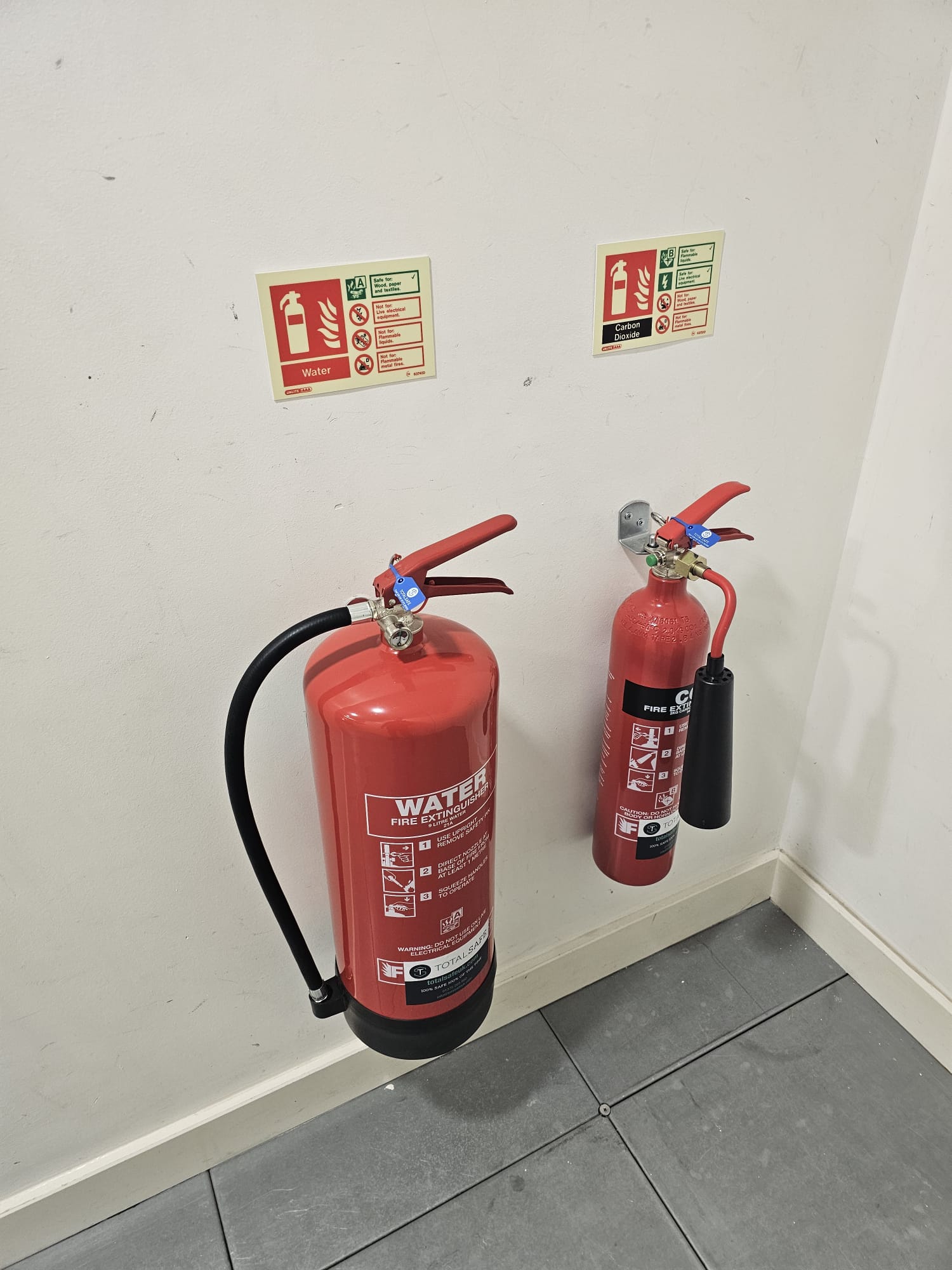 Fire Extinguisher & Fire Blanket Installation in London
